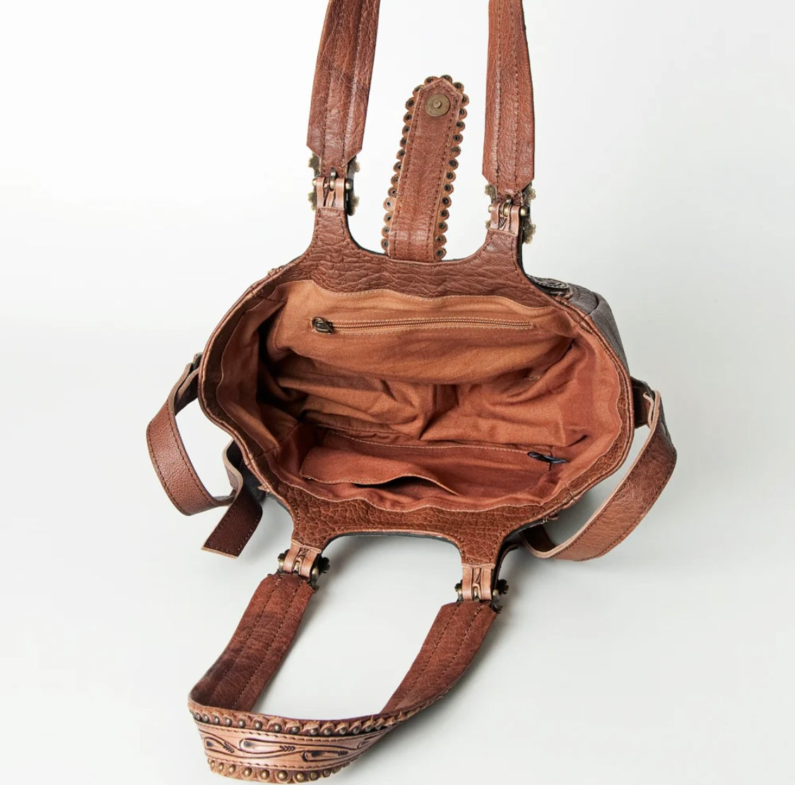 Cowhide and Tooled Leather Western women’s tote bag with turquoise stone